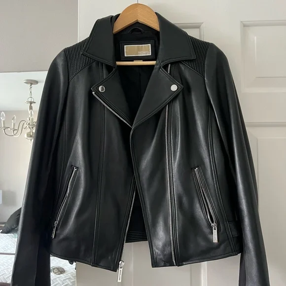 Michael Kors leather jacket sized M - NWOT - Picture 2 of 4